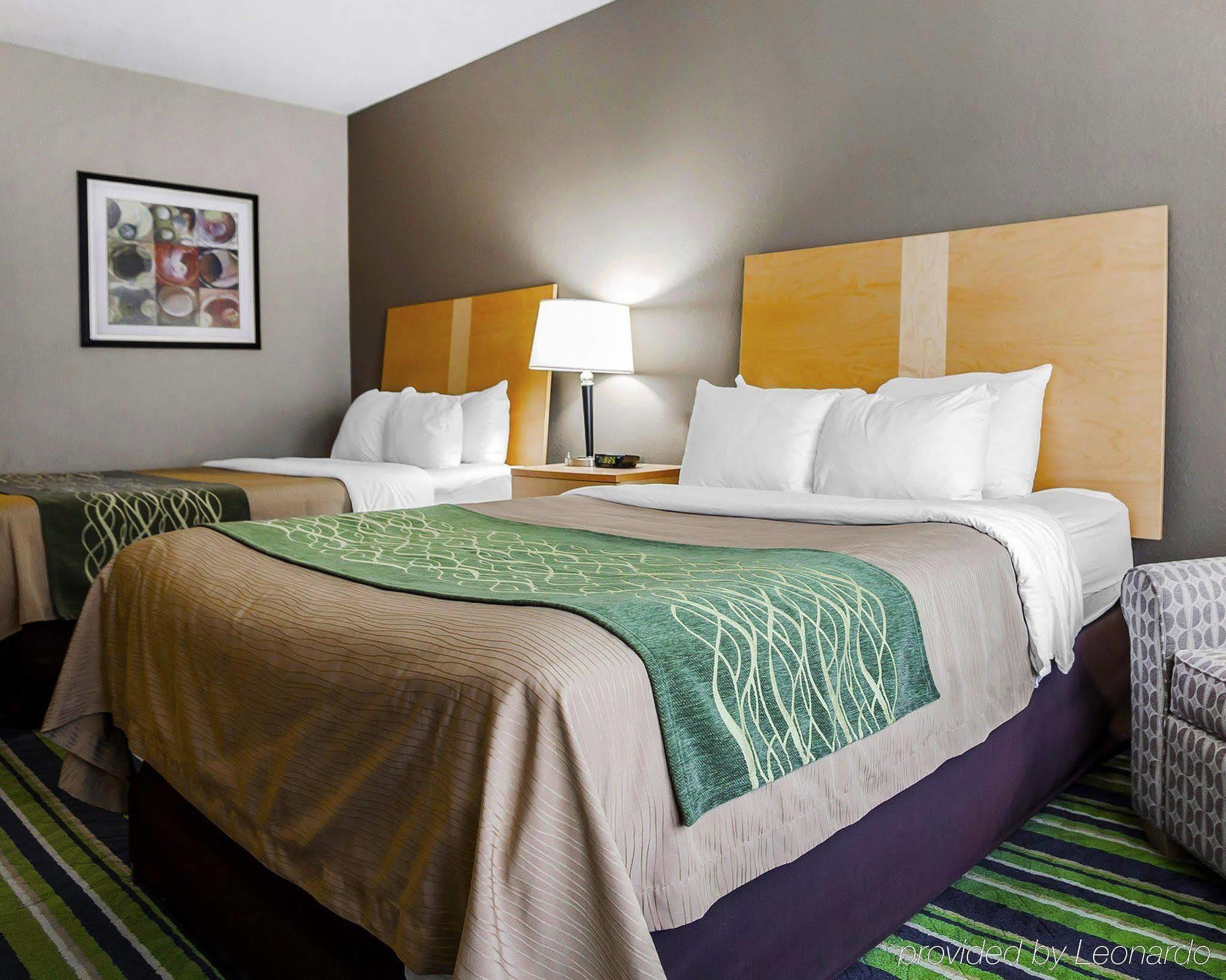 Comfort Inn Kansas City / Airport Экстерьер фото