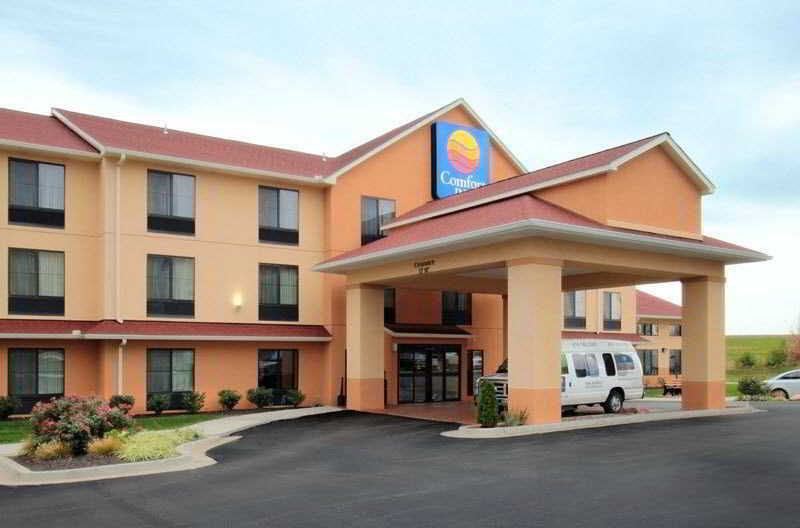 Comfort Inn Kansas City / Airport Экстерьер фото
