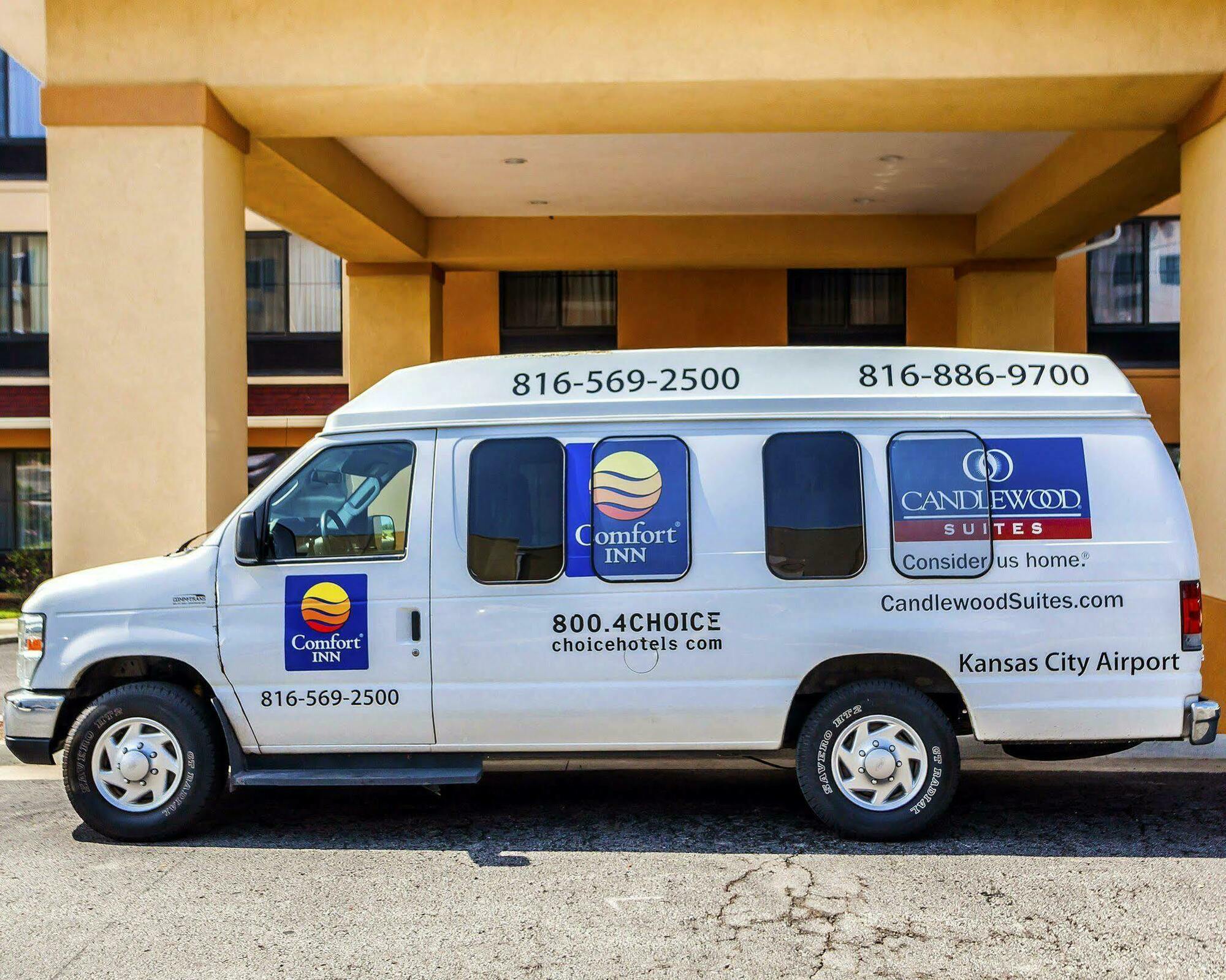Comfort Inn Kansas City / Airport Экстерьер фото